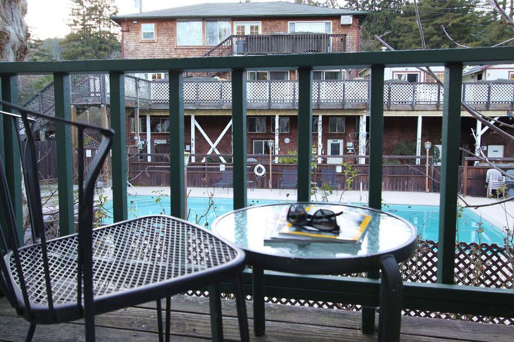 The Woods Hotel - Gay Lgbtq Cabins 게른빌 외부 사진
